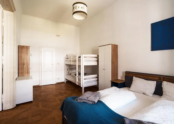 Apartment Grand 2bd For 8 Guests *